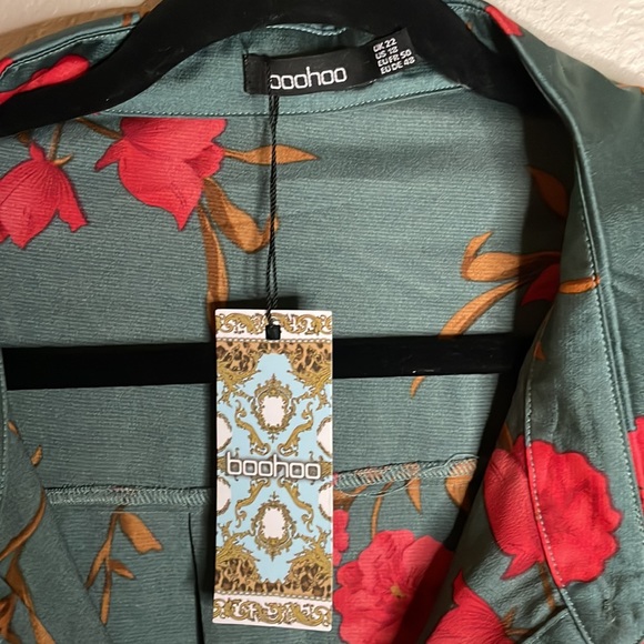 Plus Floral Print Satin Shirt SAGE - Picture 2 of 4